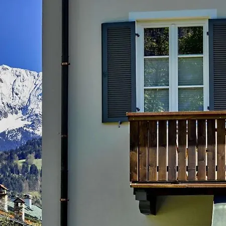 Alpenwelt جارمش بارتنكيرشن