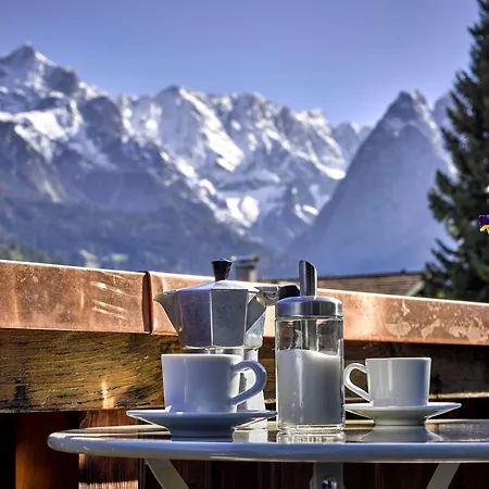 Alpenwelt شقة